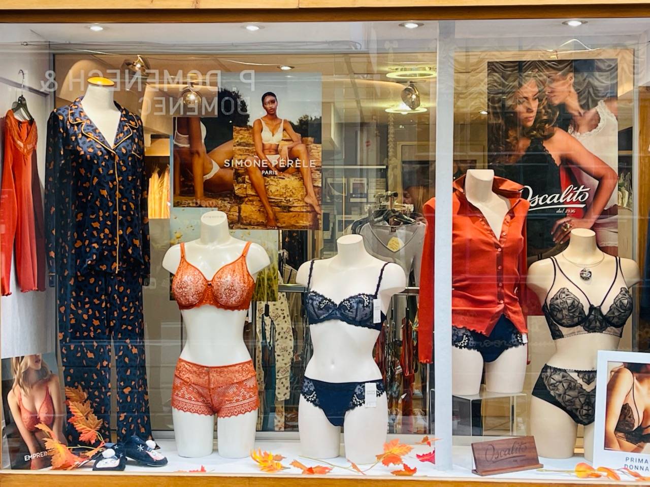 A Vendre, activité commerciale de  lingerie-corseterie dans un centre-ville animé proche de Pont-Audemer 27500