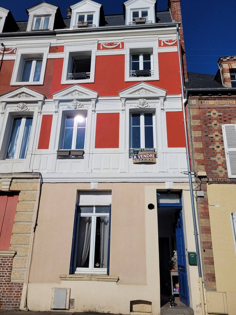  A vendre maison centre ville de Lisieux Calvados 14
