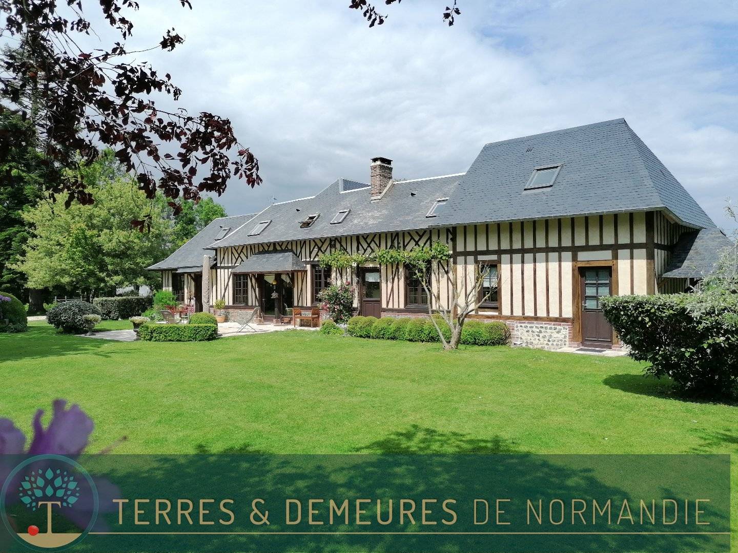 10 minutes de Cormeilles. propriété normande avec dépendances, terrain de 1.6 hectares EURE 27