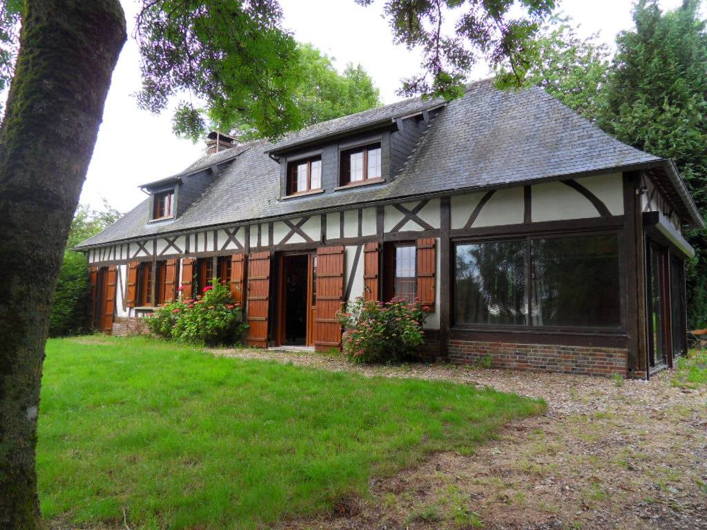 A vendre Maison Normande des années 1900 à 15 minutes de Forges-les-Eaux et 26 minutes de Neufchâtel-en-Bray. 76